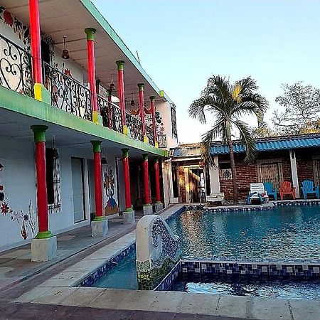 Chilamar Surf Lodge 拉利伯塔德 外观 照片