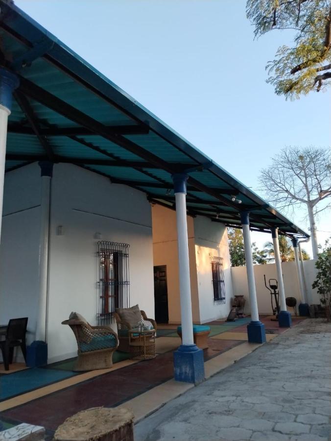 Chilamar Surf Lodge 拉利伯塔德 外观 照片